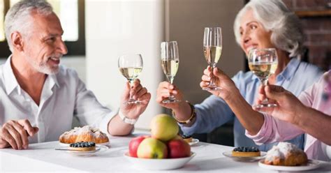 How To Host A Dinner Party At Home Woman Vitality