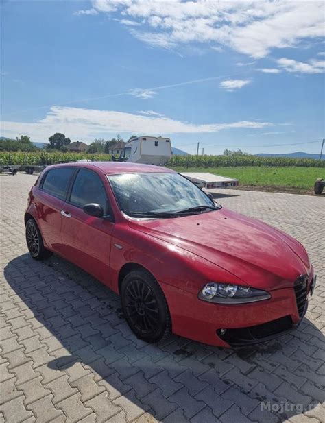 Alfa Romeo Restyling Desno Krilo Beograd