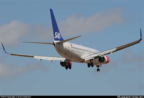 Ln Rrf Sas Scandinavian Airlines Boeing P Wl Photo By Bram