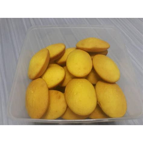 Kuih Bahulu Original Terengganu Wangi Lembut Dan Gebu Keemasan 25 Pcs