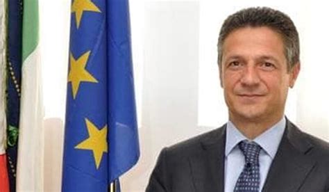 Nominato Il Nuovo Questore Di Catanzaro Paolo Sirna Subentra A