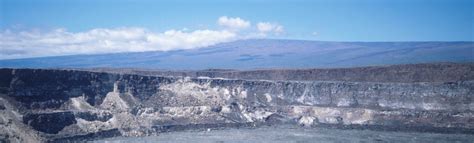 Discover the Active Volcanoes of Hawaii – Exclusive Earth Tours