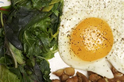 Healthy Breakfast of Eggs and Beans Stock Image - Image of yolk, lettuce: 158464897