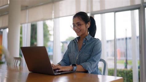 incredible careers      mba  finance tapmicel