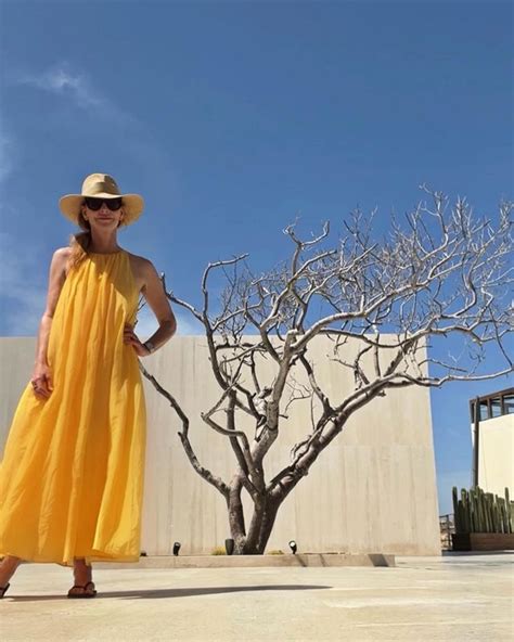 Sarah Rafferty Bikini Photos Profvalue Blog