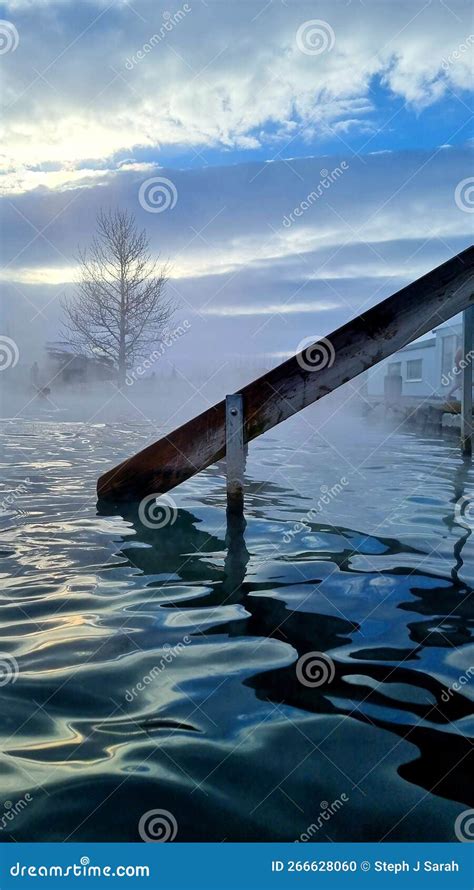 Secret Hot Spring In Iceland Editorial Image Image Of Ocean Coast
