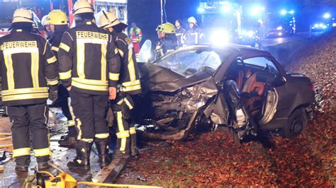 Rhein Neckar Kreis Vier Verletzte Bei Schwerem Unfall