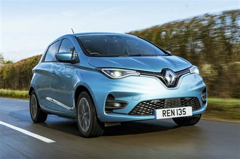 Renault Zoe Review 2022 | What Car?