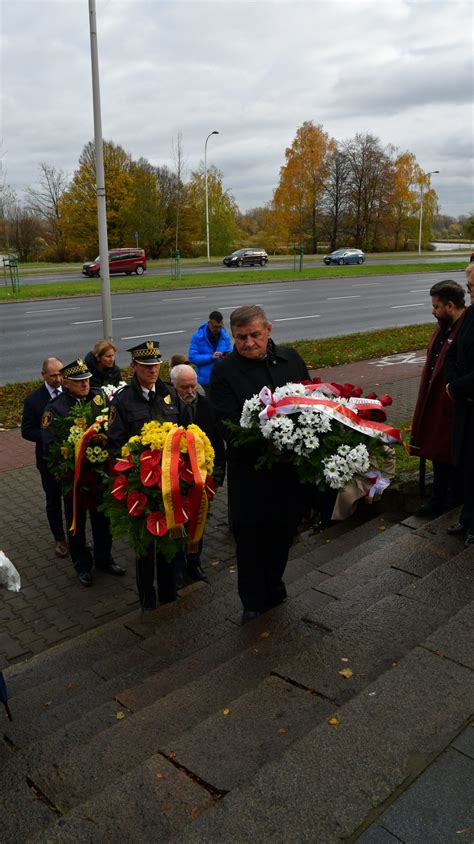 Fotorelacja Rocznica Ods Oni Cia Przez Prezydenta Stefana