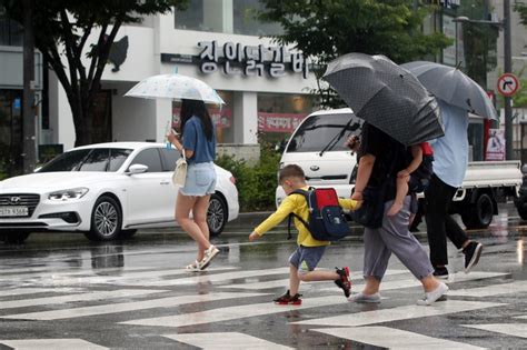 광주·전남 5곳 호우주의보 ··· 내일까지 최대 150㎜ 비