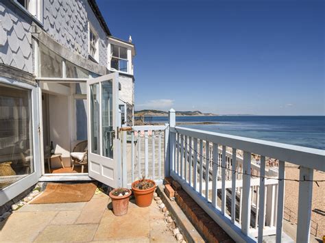 Dorset Pet Friendly Beachfront, Lyme Regis | Beach Stays