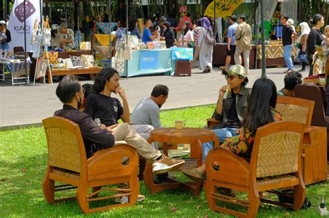 pasar wiguna  januari  serayajeda kembali  akhir