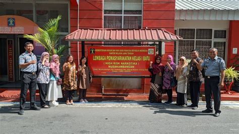 Tingkatkan Kualitas Layanan Perpustakaan Lapas Batu Terima Kunjungan