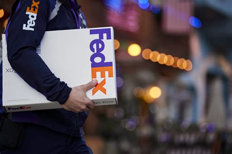 FedEx Express, la Opción Ideal Durante la Temporada de Envíos más Alta
