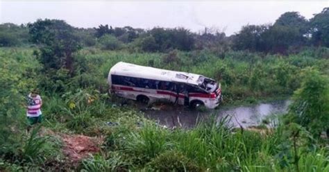 Tiangu Agora No Cear Chuva Causou V Rios Acidentes Nas Vias Urbanas