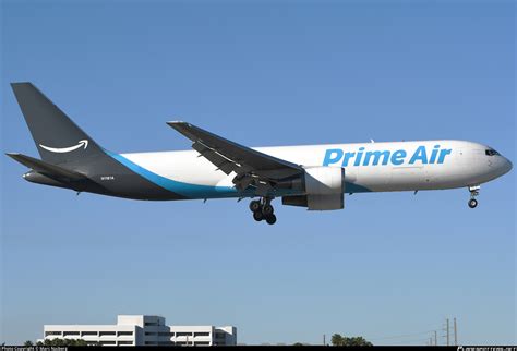 N A Amazon Prime Air Boeing Y Er Bdsf Photo By Marc Najberg