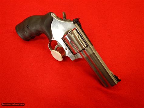 Smith And Wesson 686 Nib 4 Stainless Steel Revolver 357 Magnum