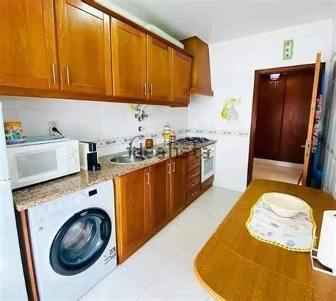 Arrendamento De Apartamento T Na Rua Ilha Da Madeira Santiago