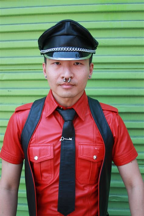 Hella Hot Leatherman Photographed By Adda Dada ` D Flickr