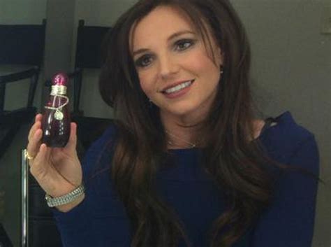 Britney Spears Goes Brunette See The Pic Toofab