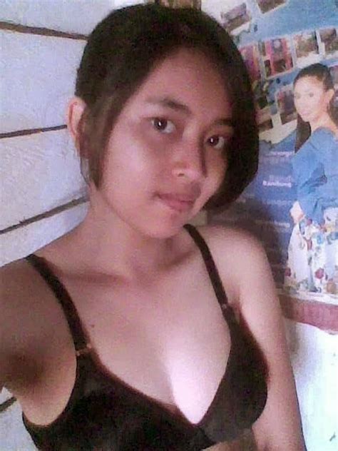 Rumah Sex ABG Gadis Desa Manis Polos Bugil Pamer Togek Imut