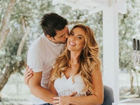 Nicole Bahls Revela Sobre Fim Do Casamento Com Marcelo Bimbi