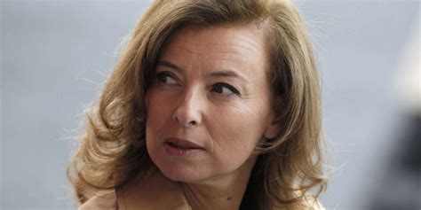 Valérie Trierweiler Seins nus elle tacle Yann Moix