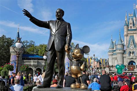 La razón por la que Disney podría perder los derechos de Mickey Mouse