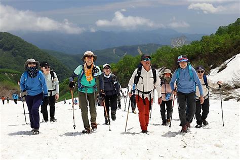 北アルプス白馬連峰の開山祝う「貞逸祭」 250人参加、「登るたび、新しい感動」【動画付き】｜信濃毎日新聞デジタル 信州・長野県のニュースサイト