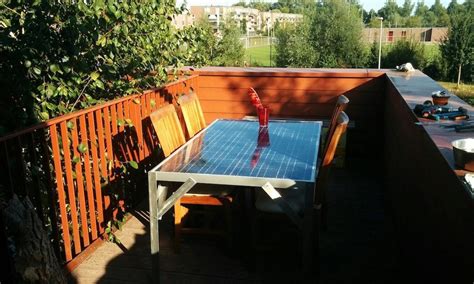 Solar Table