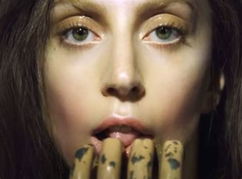 Lady Gaga Goes Naked For V Magazine While Artpop Footage Leaks To The Webwatch The Clip E News