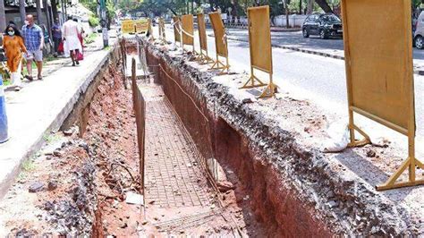 Kerala Govt Urges Swift Completion Of Smart Road Project