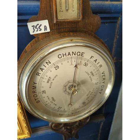 Large Banjo British Made Aneroid Barometer In An Oak Casement