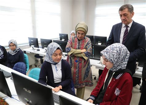 Ahmet Sani Gezici Kız Anadolu İmam Hatip Lisesi Dene Yap Atölyesinin