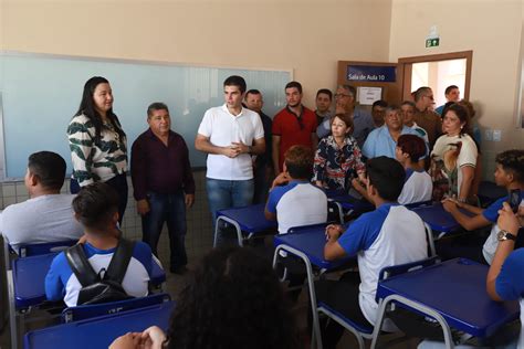 Estudantes de São Caetano de Odivelas ganham escola reconstruída e