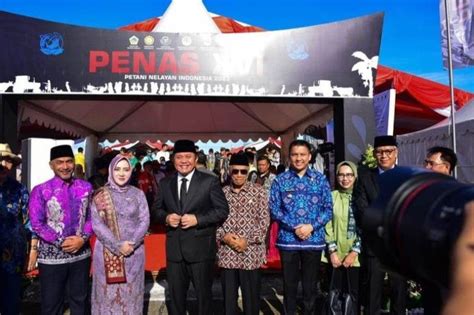 Gubernur Sumsel Terima Satyalencana Wira Karya Di Penas Tani XVI 2023