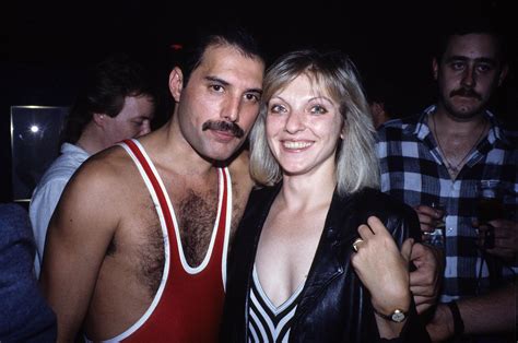 Mary Austin La Mujer Que Aceptó La Sexualidad De Freddie Mercury Y Fue Incondicional Aún Luego