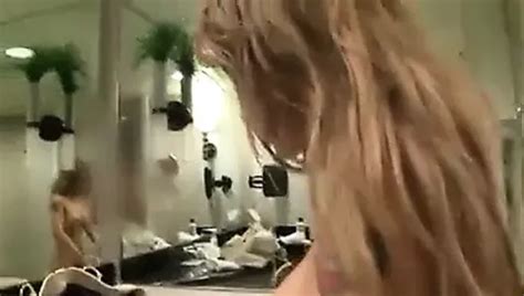 Ontmoette Latina In De Caffe En Neukte Thuis Op Zijn Hondjes Xhamster