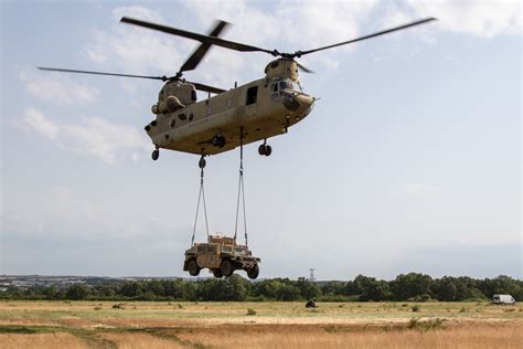 DVIDS Images 3rd Combat Aviation Brigade Conducts Sling Load