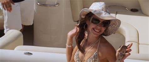 Алексис Дзена nude pics Страница 4