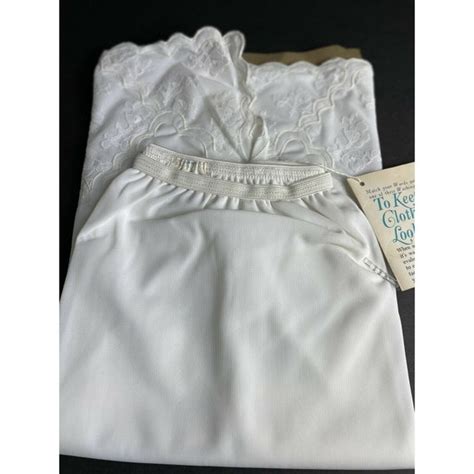 VTG S White Half Slip Lace Trim Petticoat Lingerie Gem