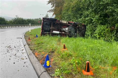 Mehrere Verkehrsunfälle auf Zuger Strassen