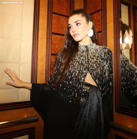 Hande Ercel Handemiyy Nude The Fappening Photo FappeningBook