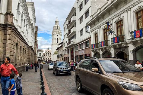 Walking Tour through the Streets of Quito, Ecuador - Wander The Map