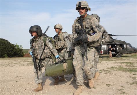 Flight Medics Train For Deployment Article The United States Army