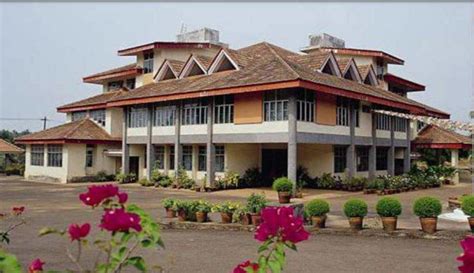 Nit Calicut Professor Who Praised Godse Appointed As Dean Political