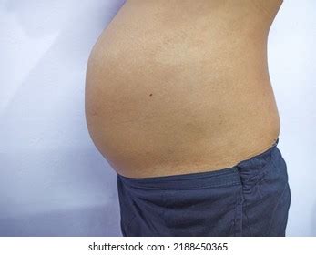 5 Months Pregnant Indian Women Stock Photo 2188450365 | Shutterstock