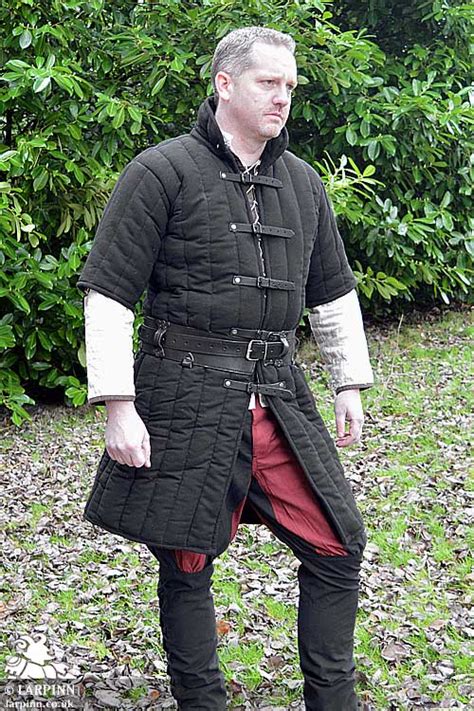 Larp Inn Padded Armour And Larp Gambesons Shoulder Armor Suit Of