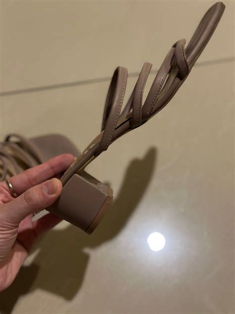 Heels Wanita Warna Nude Fesyen Wanita Sepatu Di Carousell