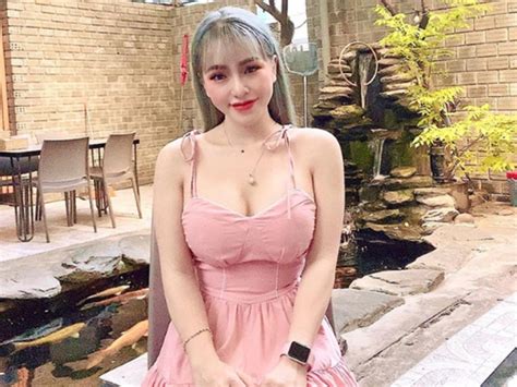 D N Hot Girl B B T V B N Ma T Y Khoe Gi U C Ch M N I O L Tr N Mxh